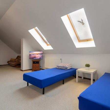 Pionow Rodzinne Apartamenty Urocza 10 Криниця-Морська Екстер'єр фото