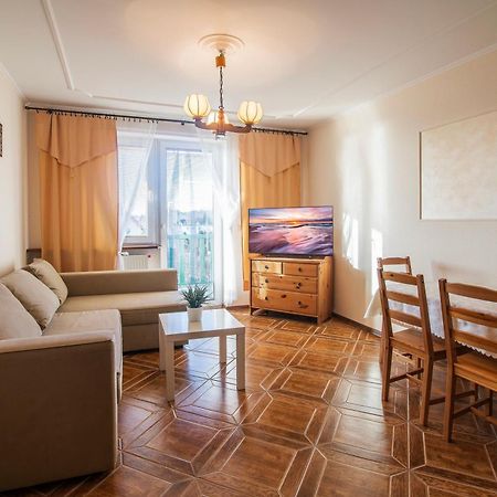 Pionow Rodzinne Apartamenty Urocza 10 Криниця-Морська Екстер'єр фото