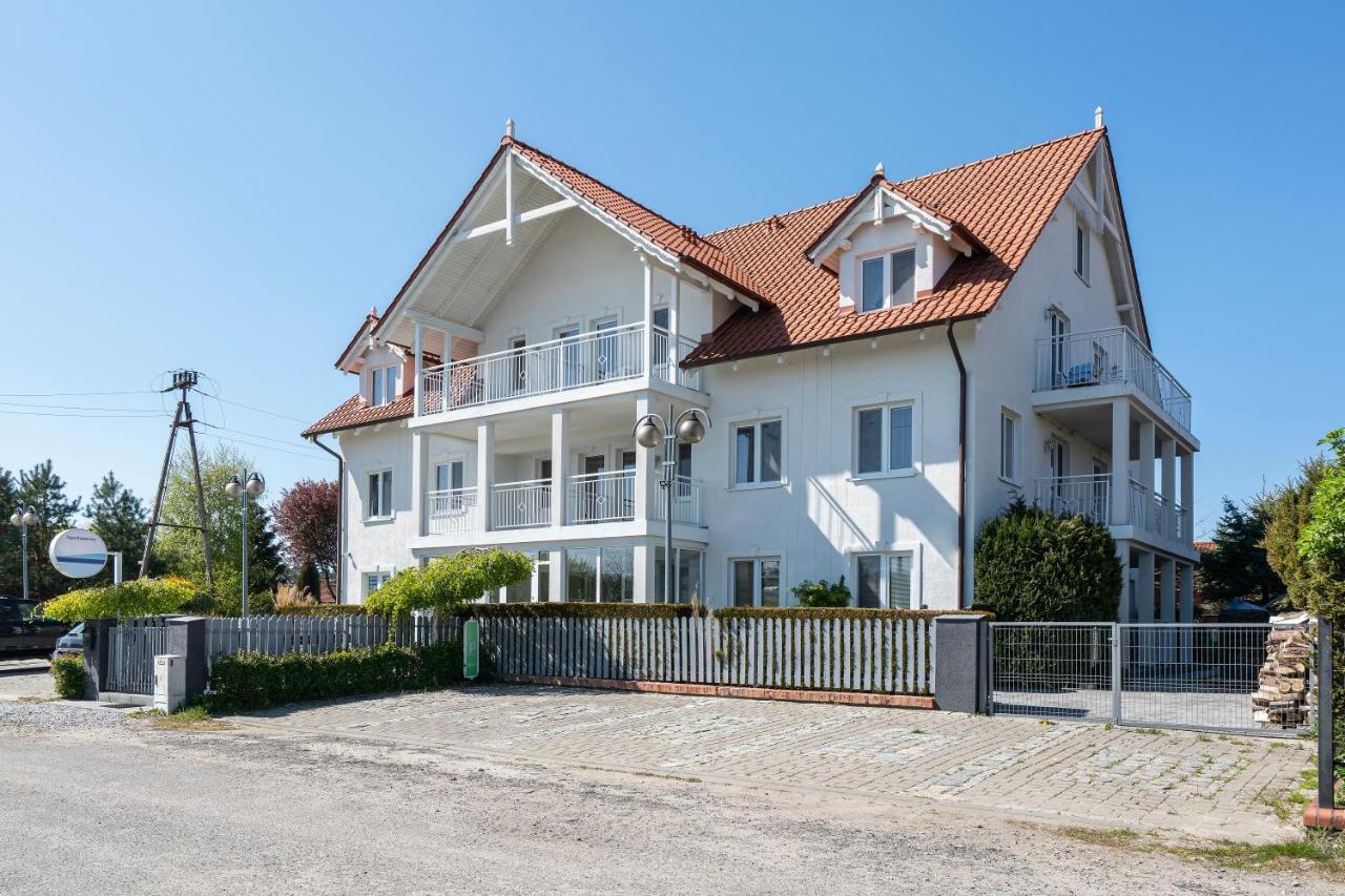 Pionow Rodzinne Apartamenty Urocza 10 Криниця-Морська Екстер'єр фото
