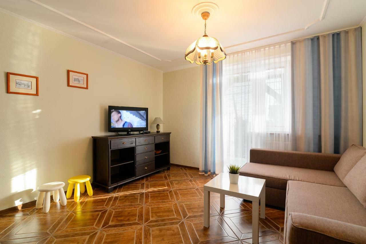 Pionow Rodzinne Apartamenty Urocza 10 Криниця-Морська Екстер'єр фото