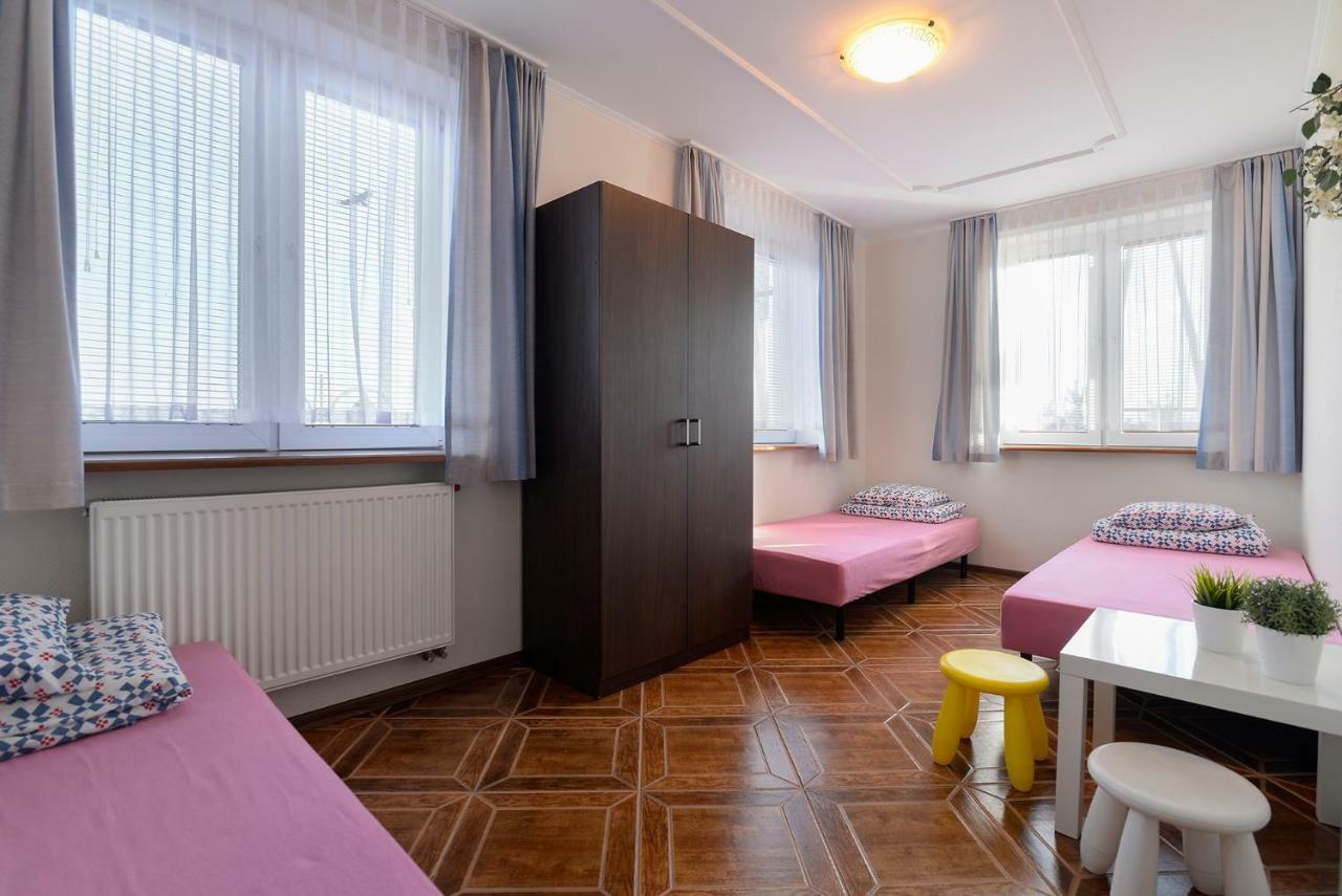 Pionow Rodzinne Apartamenty Urocza 10 Криниця-Морська Екстер'єр фото